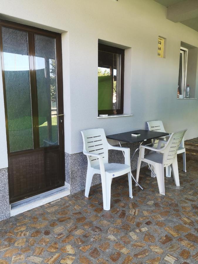 Studio Apartments Oleg Ohrid Kamer foto