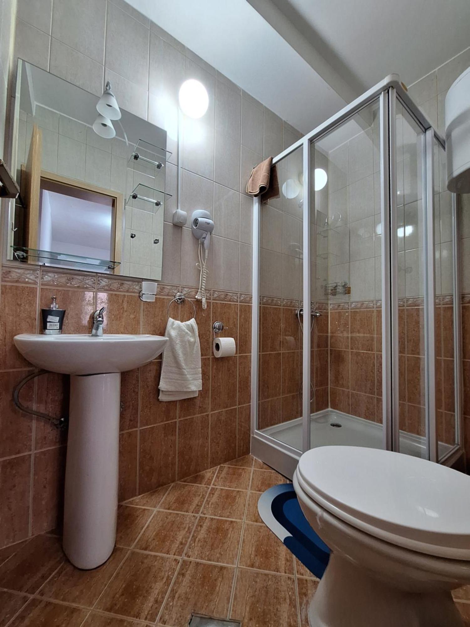 Studio Apartments Oleg Ohrid Buitenkant foto