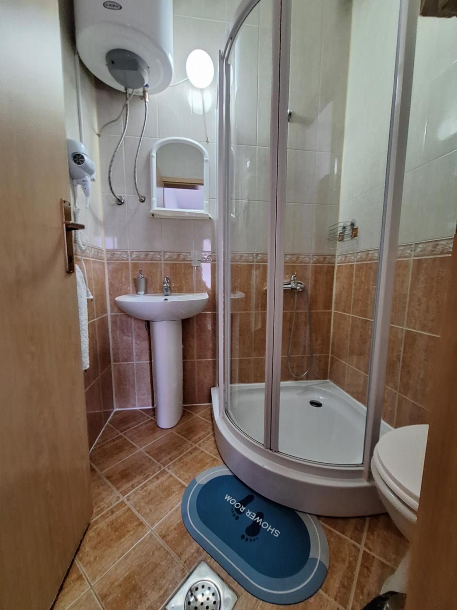 Studio Apartments Oleg Ohrid Buitenkant foto