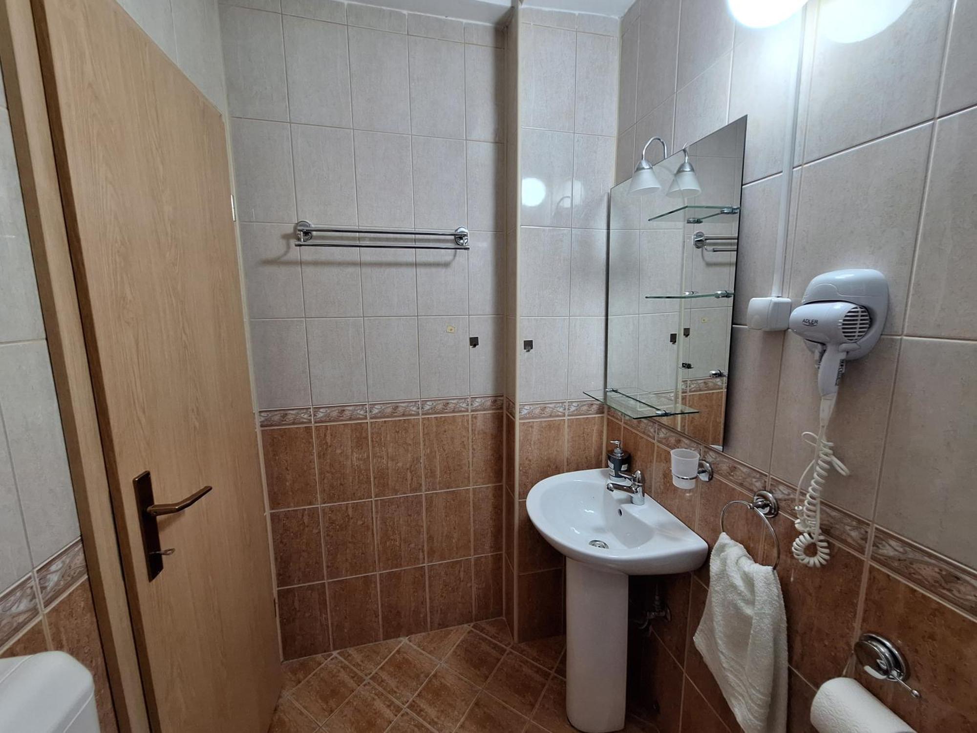 Studio Apartments Oleg Ohrid Buitenkant foto